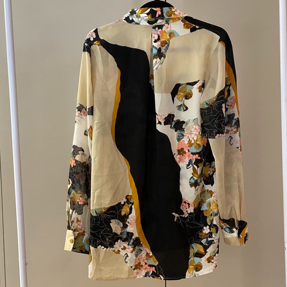 Floral Sheer Button Up - Picture 3 of 4